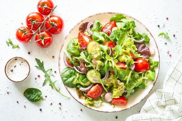 Comment faire une salade de betteraves et carottes sans vinaigrette sucrée?